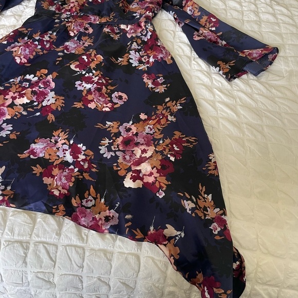 Lucky Brand Blue Floral Cold Shoulder Asymmetrical Dress - Picture 6 of 13